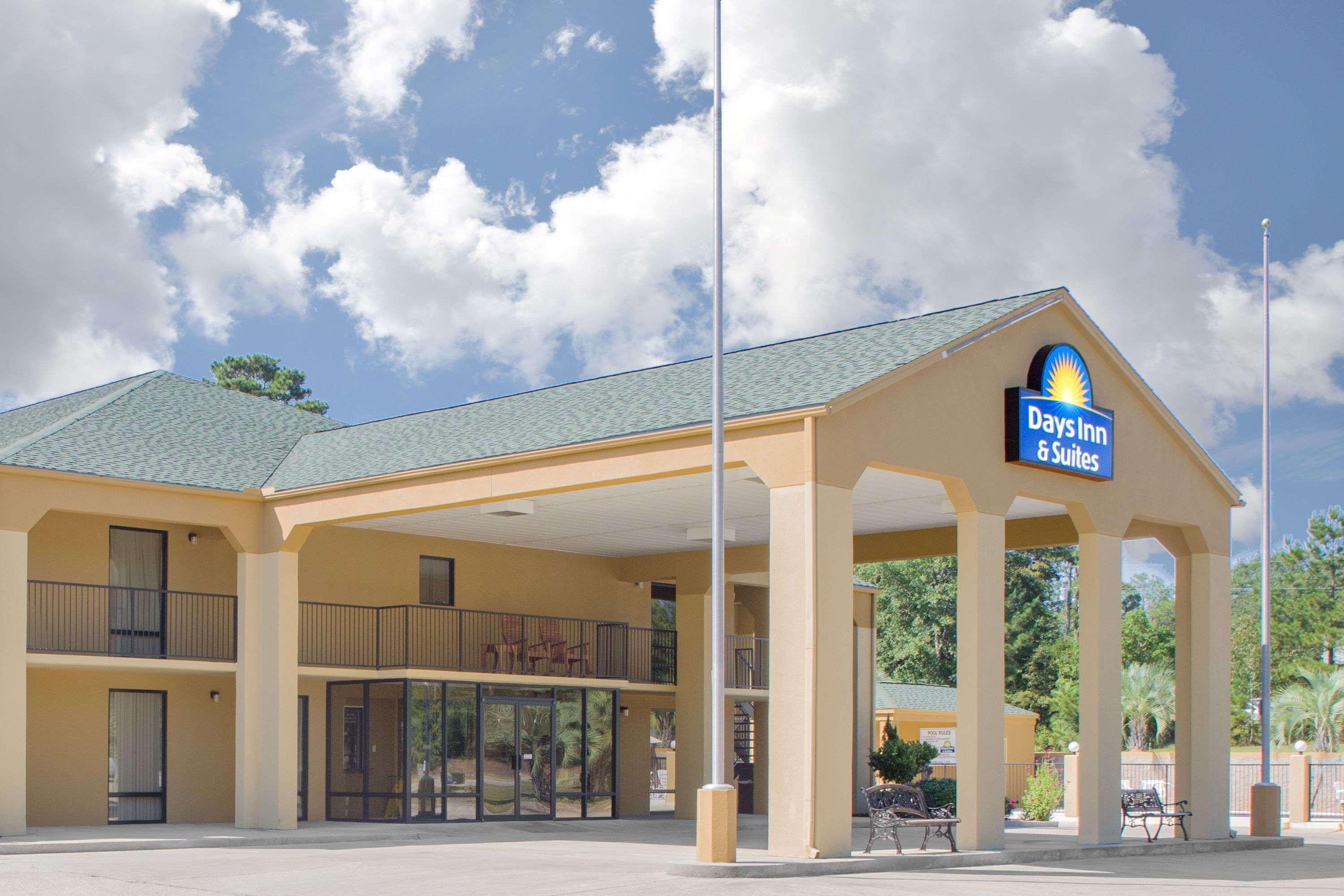 Days Inn By Wyndham Andalusia Dış mekan fotoğraf